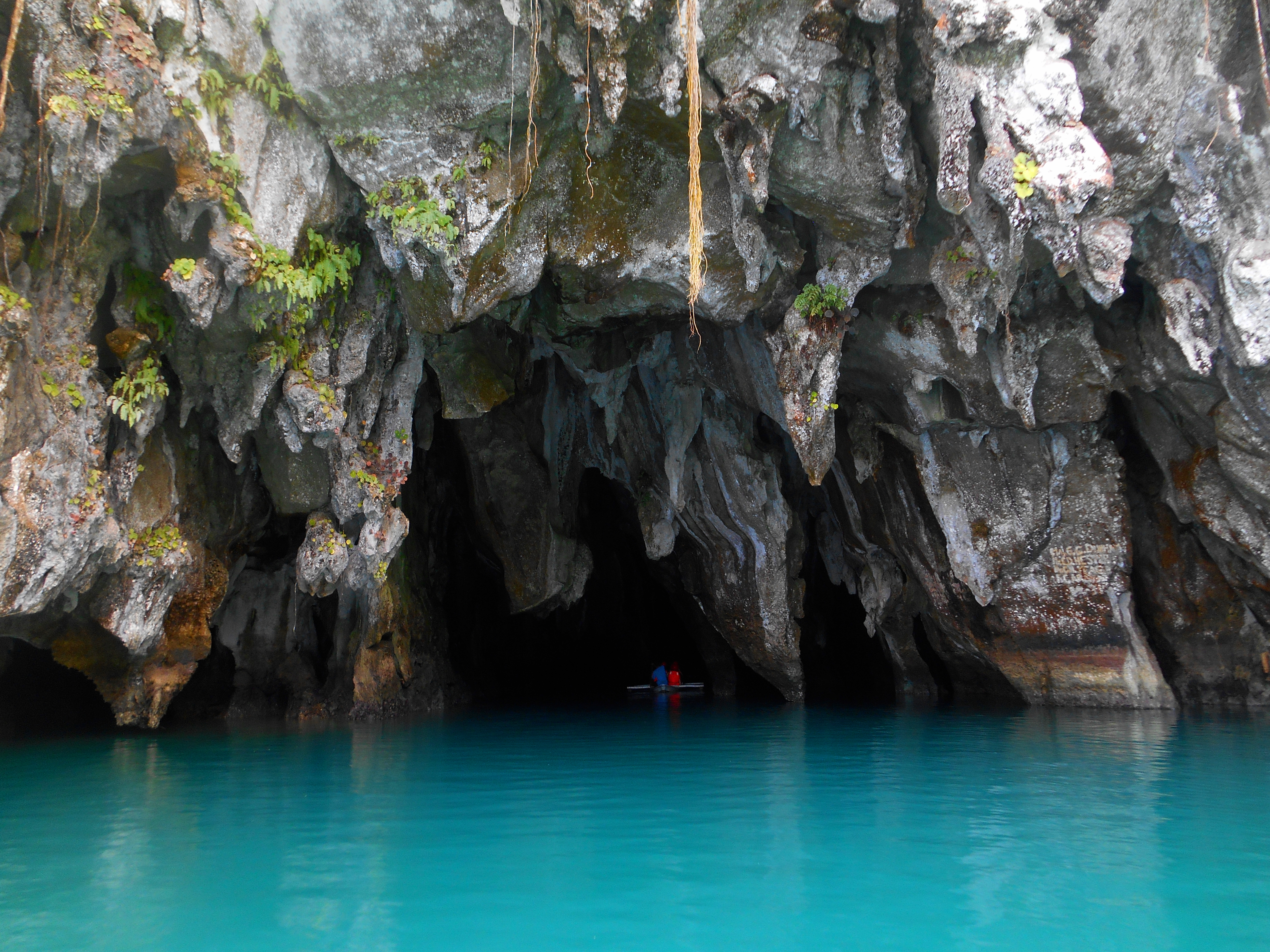 philippinescave2.jpg